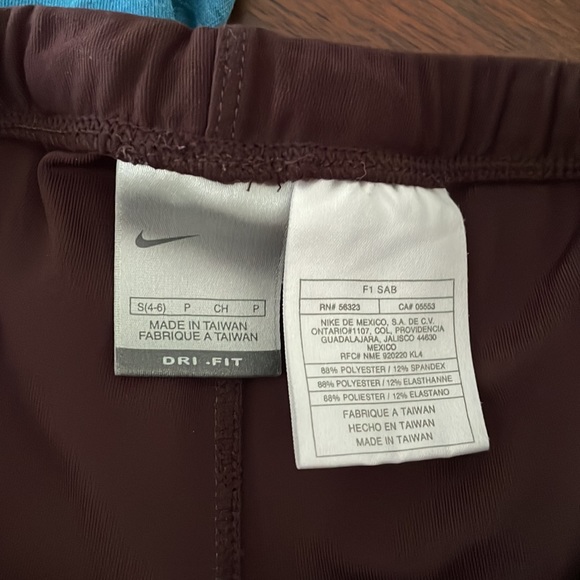 Prana, Nike, LL Bean Workout Bundle Sz Sm - Picture 7 of 16